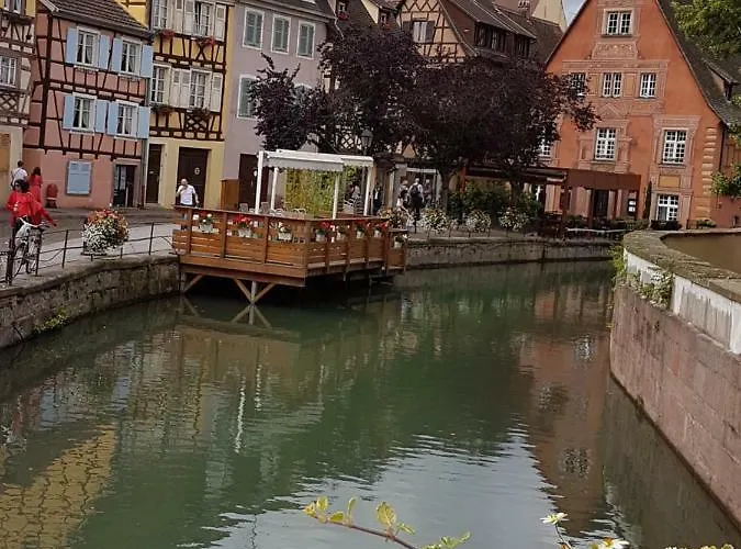 Les Colombages 公寓 *